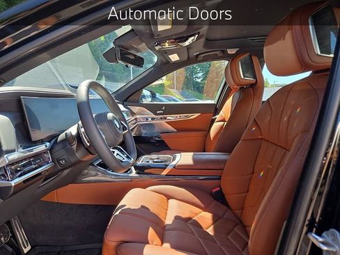 Certified 2026 BMW 760i xDrive AWD/4WD image 16