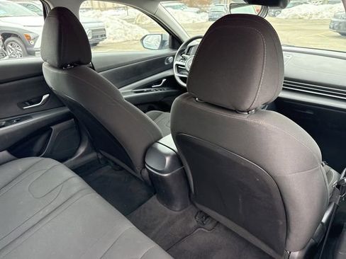 Used 2022 Hyundai Elantra SEL image 20
