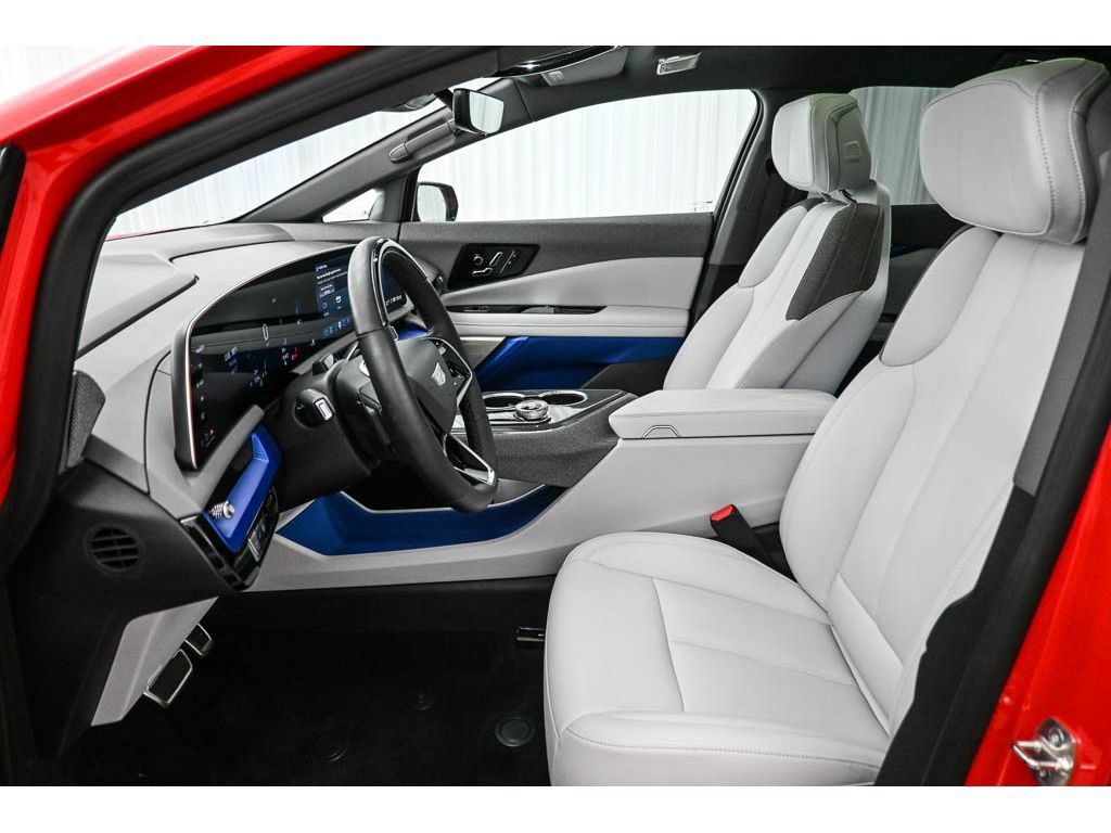 Certified 2025 Cadillac Optiq Sport 1 AWD/4WD image 12
