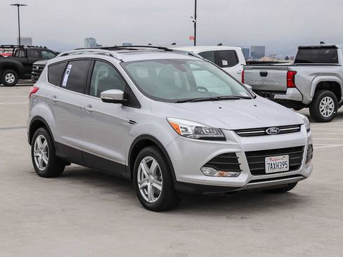Used 2013 Ford Escape Titanium w/ Parking Technology Pkg AWD/4WD image 3