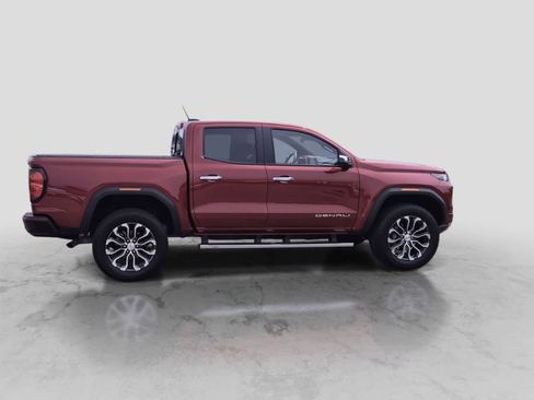 Used 2026 GMC Canyon Denali AWD/4WD image 9