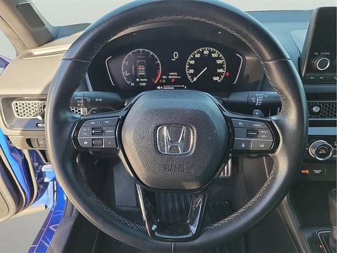 Used 2023 Honda Civic Sport image 16