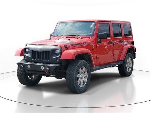 Used 2014 Jeep Wrangler Unlimited Sahara w/ Dual Top Group image 2