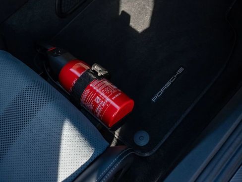 Used 2024 Porsche 718 Cayman GT4 RS image 42