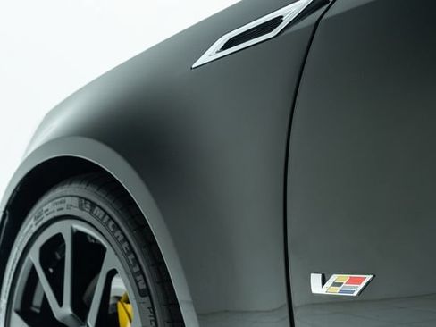 Used 2014 Cadillac CTS V RWD image 21