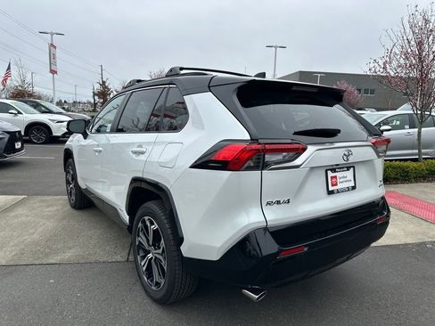 Used 2025 Toyota RAV4 XSE w/ Weather Package image 3