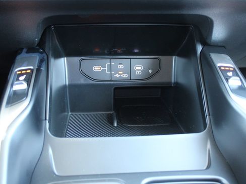 New 2026 Kia Sorento S FWD image 36
