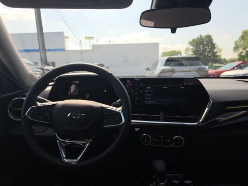 New 2026 Chevrolet Trax ACTIV w/ Driver Confidence Package FWD image 12