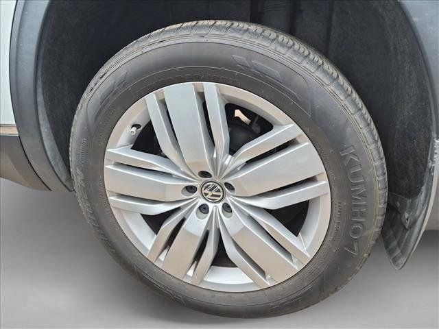 Used 2019 Volkswagen Atlas SEL FWD image 6