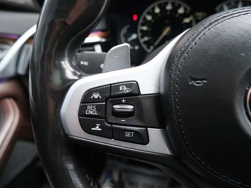 Used 2019 BMW 540i xDrive w/ M Sport Package image 40