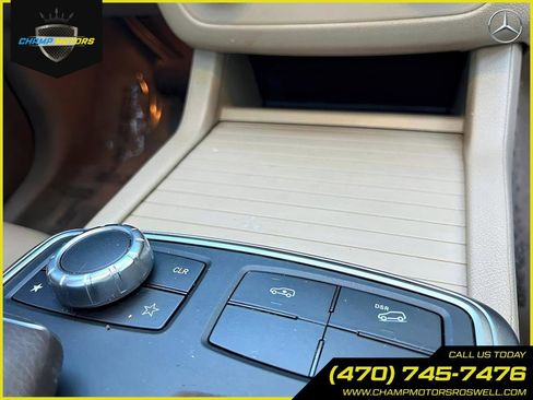 Used 2016 Mercedes-Benz GL 450 4MATIC image 40