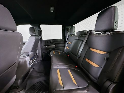 Used 2022 GMC Sierra 2500 AT4 image 14