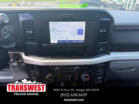 Used 2025 Ford F250 XLT AWD/4WD image 9