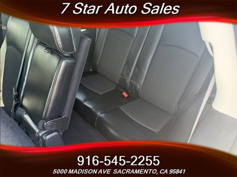 Used 2018 Dodge Journey Crossroad w/ Driver Convenience Group image 15