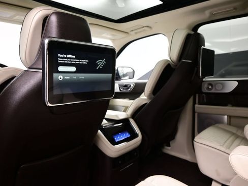 Used 2023 Lincoln Navigator L Black Label AWD/4WD image 38