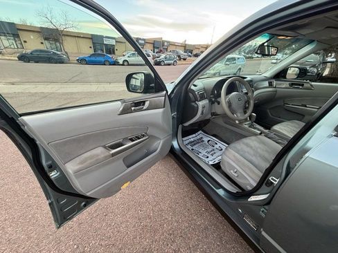 Used 2010 Subaru Forester 2.5X Premium w/ Popular Equipment Group 1A image 11