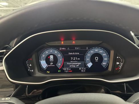 Certified 2025 Audi Q3 2.0T Premium AWD/4WD image 23