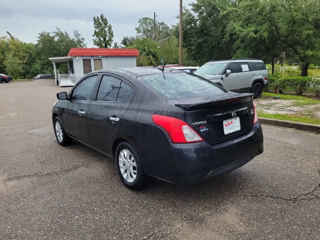 Used 2018 Nissan Versa SV w/ SV Special Edition Package FWD image 3
