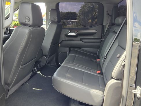 Certified 2024 GMC Sierra 1500 SLT AWD/4WD image 10