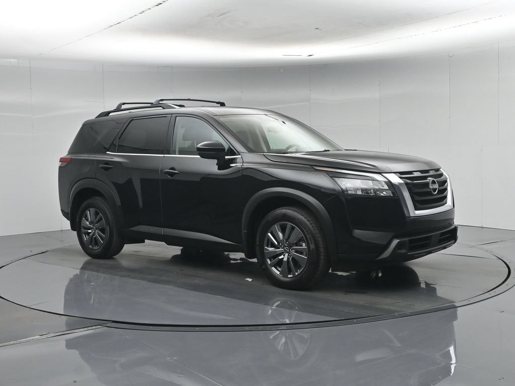 Used 2025 Nissan Pathfinder SV w/ SV Premium Package AWD/4WD image 29