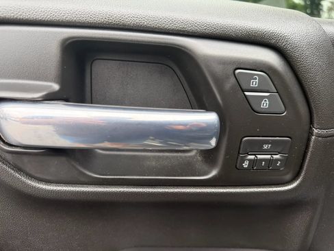 Used 2019 GMC Sierra 1500 Denali w/ Driver Alert Package II AWD/4WD image 24