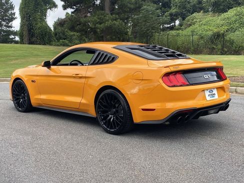 Used 2018 Ford Mustang GT RWD image 6