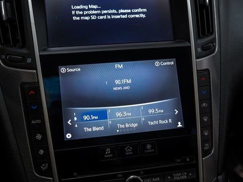 Used 2017 INFINITI Q50 3.0t Premium w/ 3.0T Premium Plus Package image 24