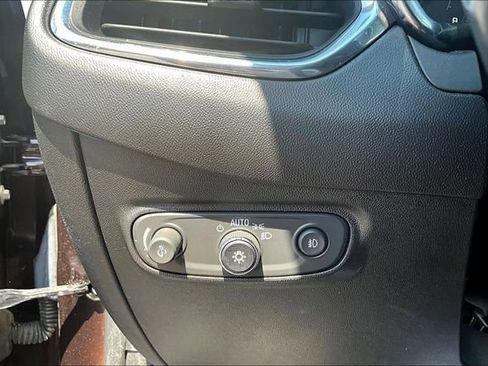 Used 2020 Chevrolet Equinox LT AWD/4WD image 15
