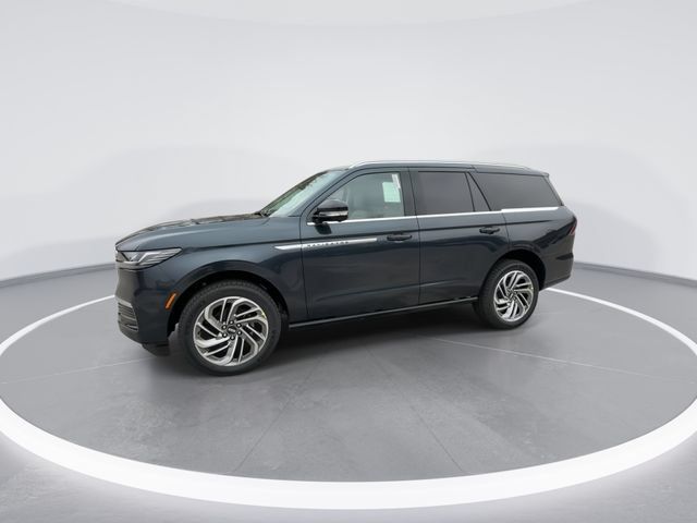 New 2025 Lincoln Navigator Reserve AWD/4WD image 4