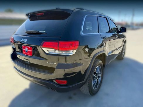 Used 2020 Jeep Grand Cherokee Laredo w/ Laredo X Package image 2