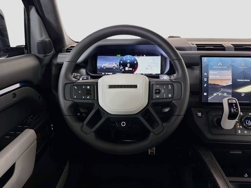 Used 2026 Land Rover Defender 110 OCTA AWD/4WD image 24