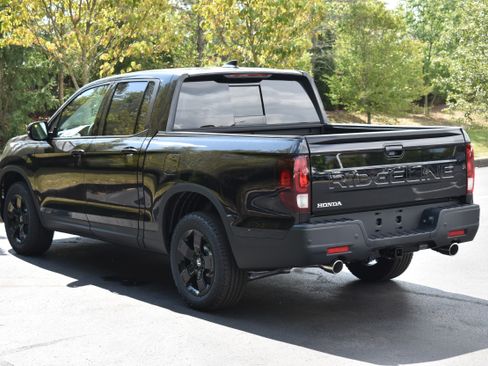 New 2026 Honda Ridgeline Black Edition image 5