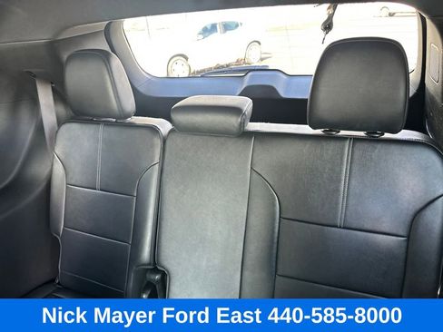 Used 2024 GMC Acadia Elevation image 24