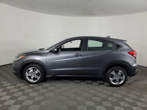 Used 2021 Honda HR-V LX image 7