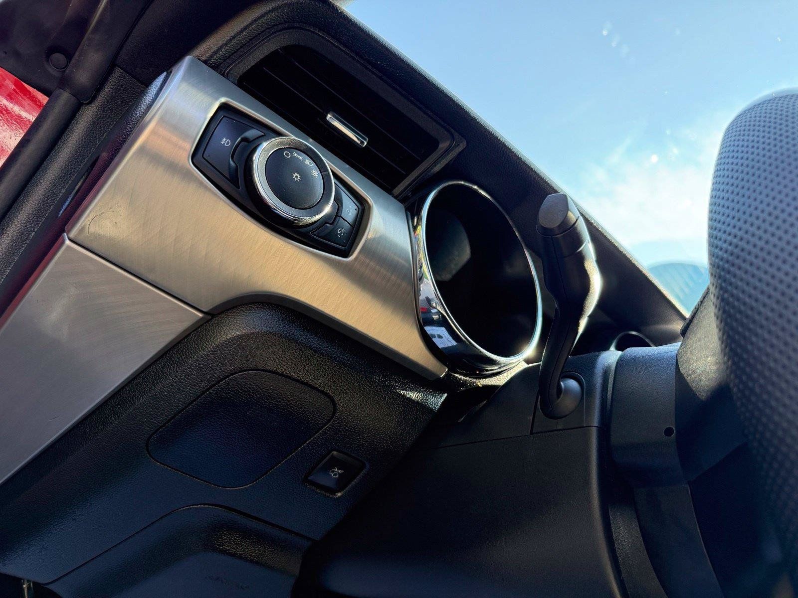 Used 2015 Ford Mustang GT Premium w/ Equipment Group 401A RWD image 26