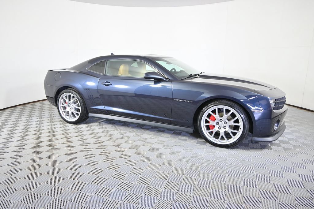Used 2013 Chevrolet Camaro LT w/ Dusk Special Edition RWD image 8
