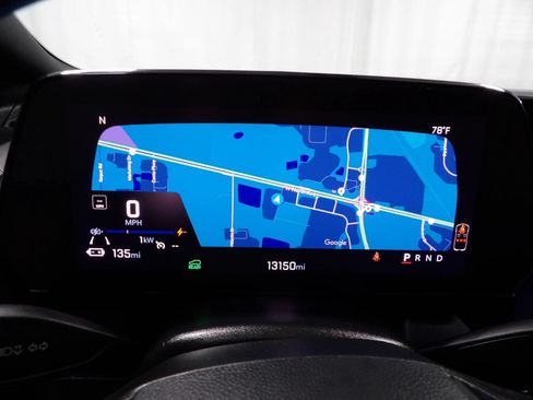 Used 2024 Chevrolet Equinox EV RS FWD image 28