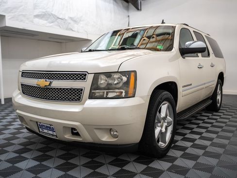 Used 2011 Chevrolet Suburban LTZ AWD/4WD image 3