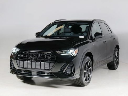 Certified 2025 Audi Q3 2.0T Premium Plus w/ Premium Plus Package AWD/4WD image 29