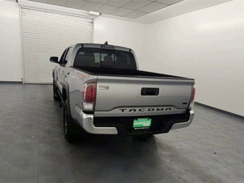 Used 2023 Toyota Tacoma TRD Off-Road image 7