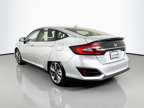 Used 2018 Honda Clarity Plug-In Hybrid image 5