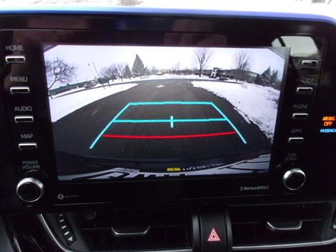 Used 2021 Toyota C-HR XLE image 21