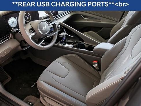 Used 2024 Hyundai Elantra SEL w/ Convenience Package image 11