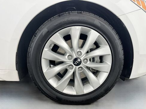 Used 2016 Kia Optima EX w/ Premium Package FWD image 39