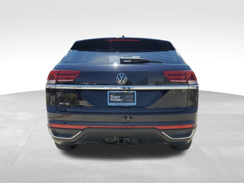 Used 2023 Volkswagen Atlas Cross Sport SE FWD image 6
