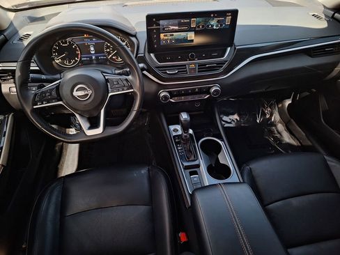 Used 2024 Nissan Altima 2.5 SR w/ SR Premium Package image 14