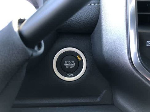 New 2026 RAM 2500 Laramie AWD/4WD image 19