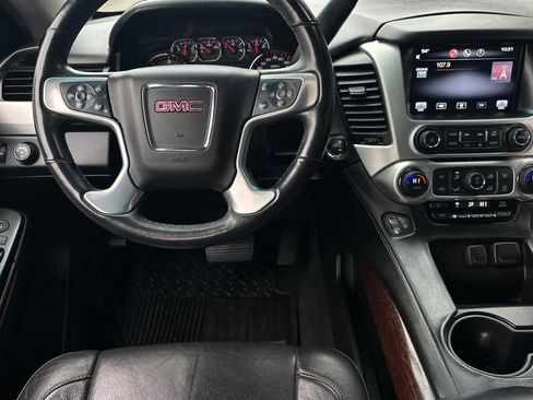 Used 2015 GMC Yukon SLT image 16