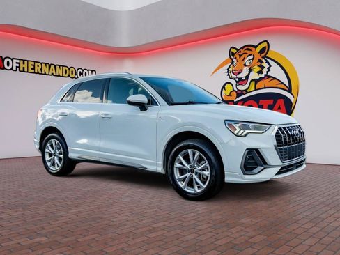 Used 2025 Audi Q3 2.0T Premium AWD/4WD image 3