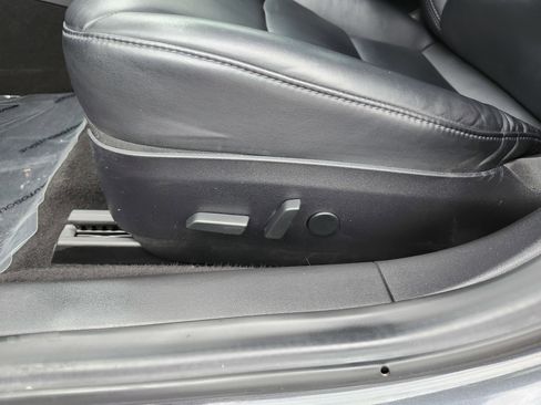 Used 2018 Tesla Model 3 Long Range image 24